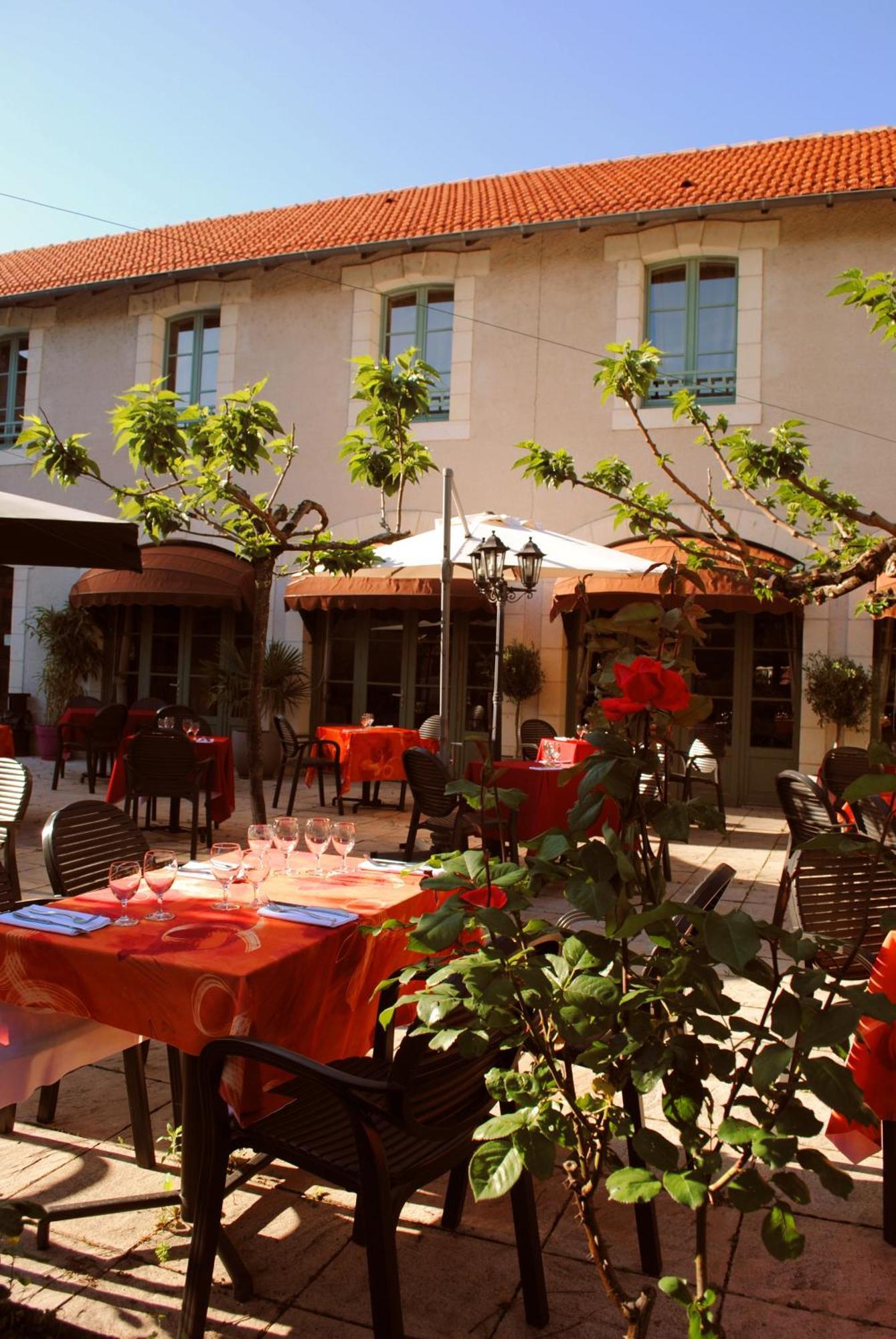 Logis Hostellerie Du Perigord Vert Brantôme Εξωτερικό φωτογραφία