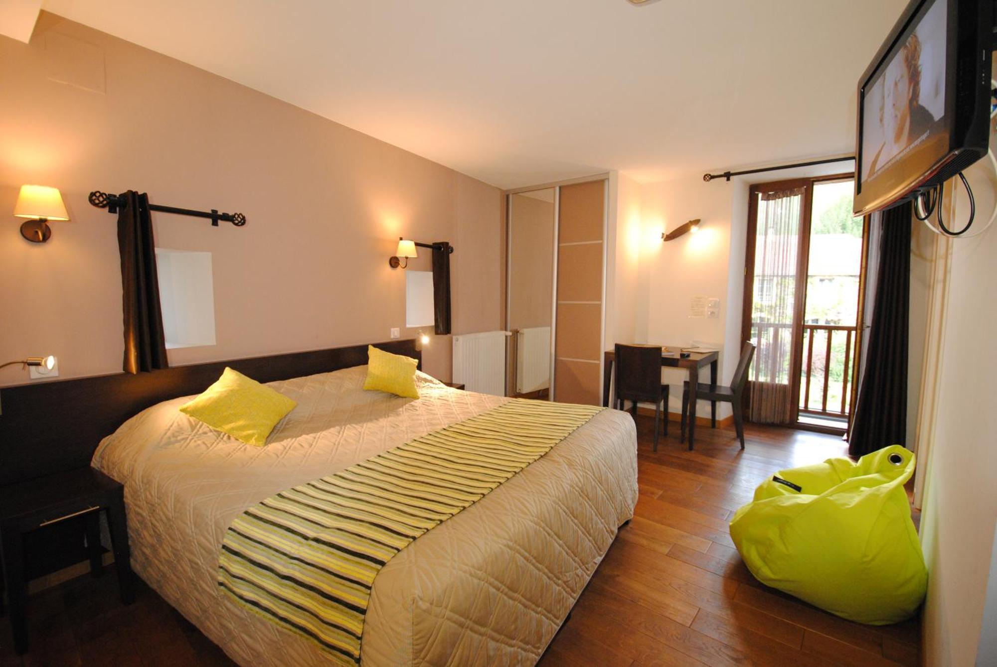 Logis Hostellerie Du Perigord Vert Brantôme Εξωτερικό φωτογραφία