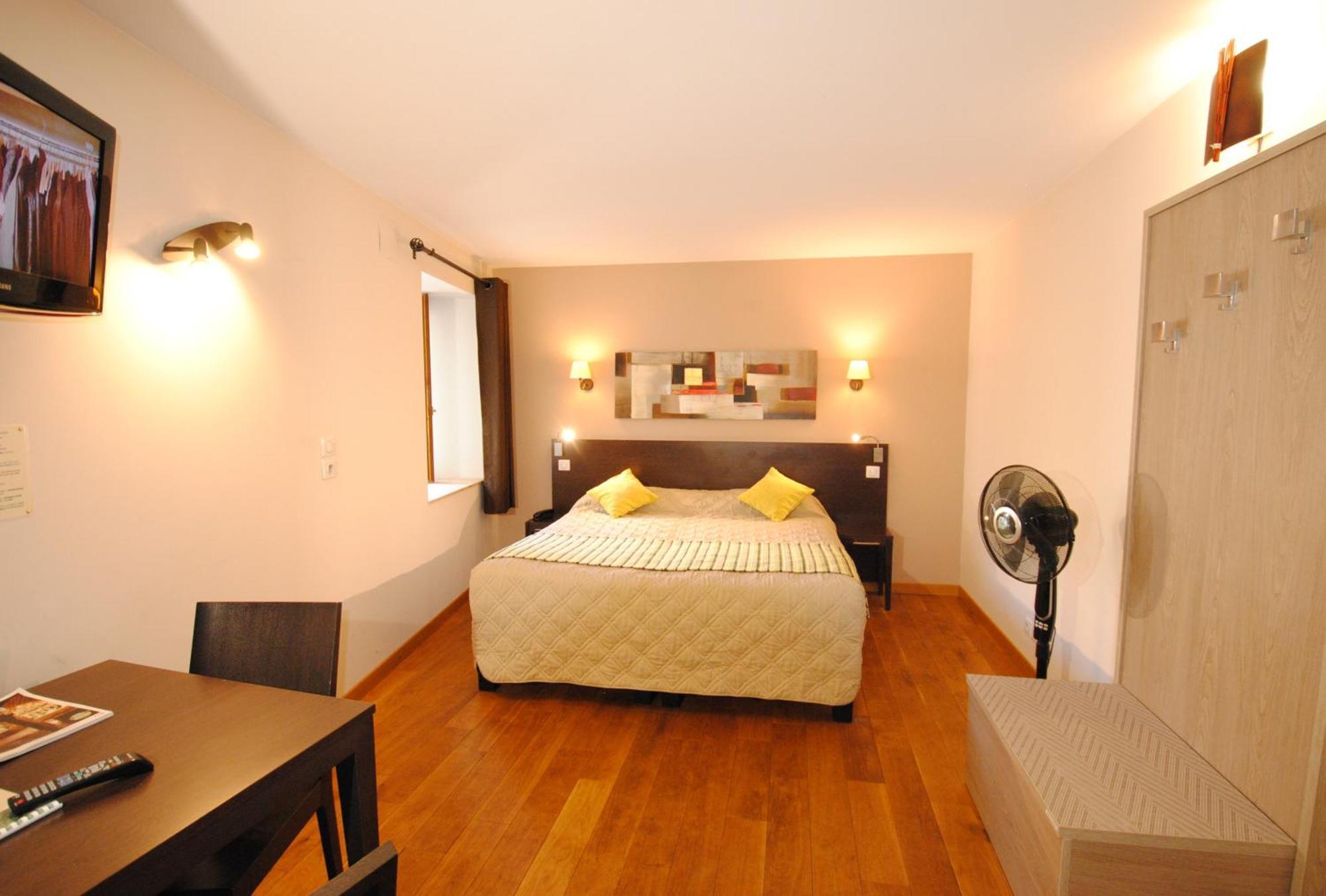 Logis Hostellerie Du Perigord Vert Brantôme Εξωτερικό φωτογραφία