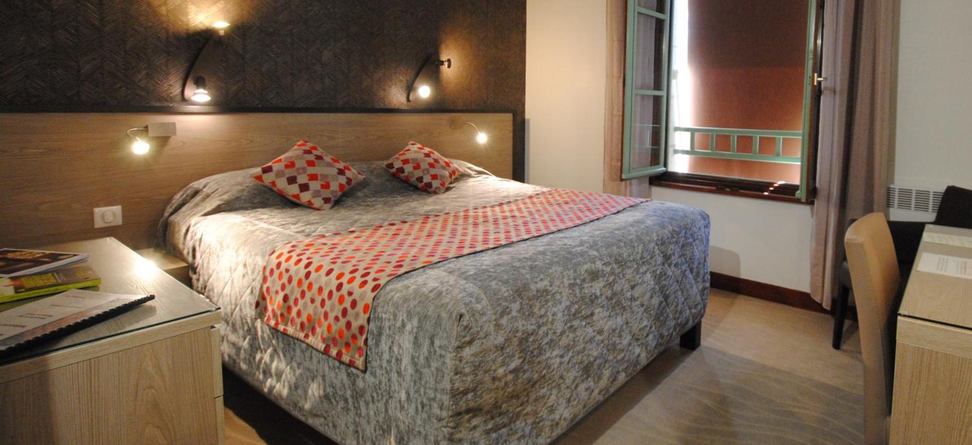 Logis Hostellerie Du Perigord Vert Brantôme Εξωτερικό φωτογραφία