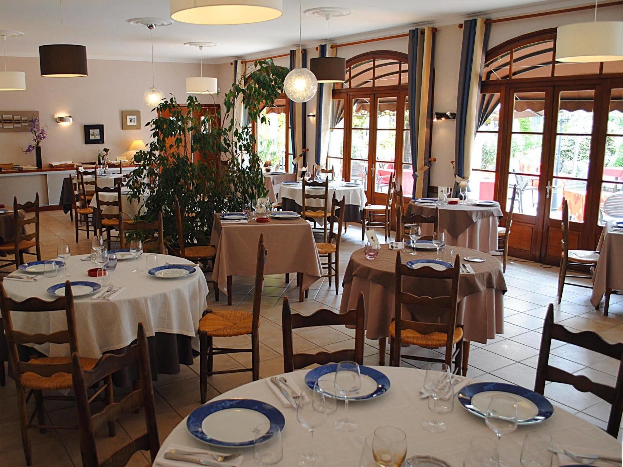 Logis Hostellerie Du Perigord Vert Brantôme Εξωτερικό φωτογραφία