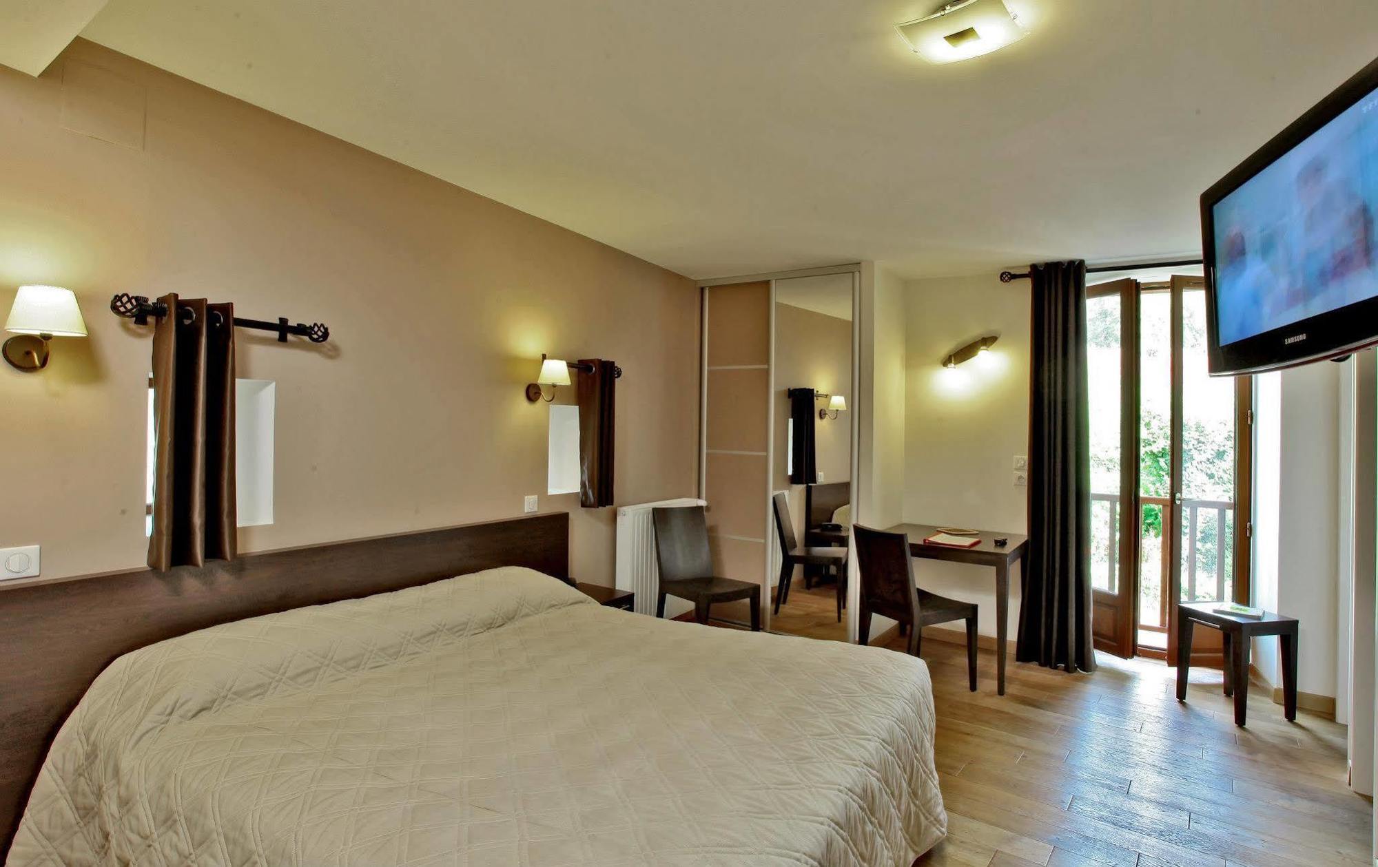 Logis Hostellerie Du Perigord Vert Brantôme Εξωτερικό φωτογραφία